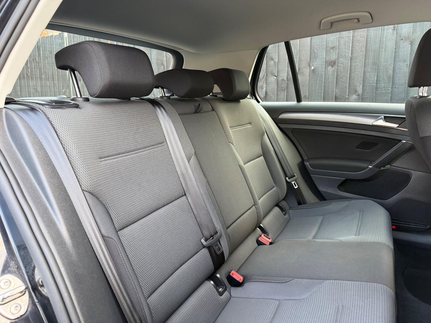 Used Volkswagen Golf 2017 for sale - 76348931: Photo 47