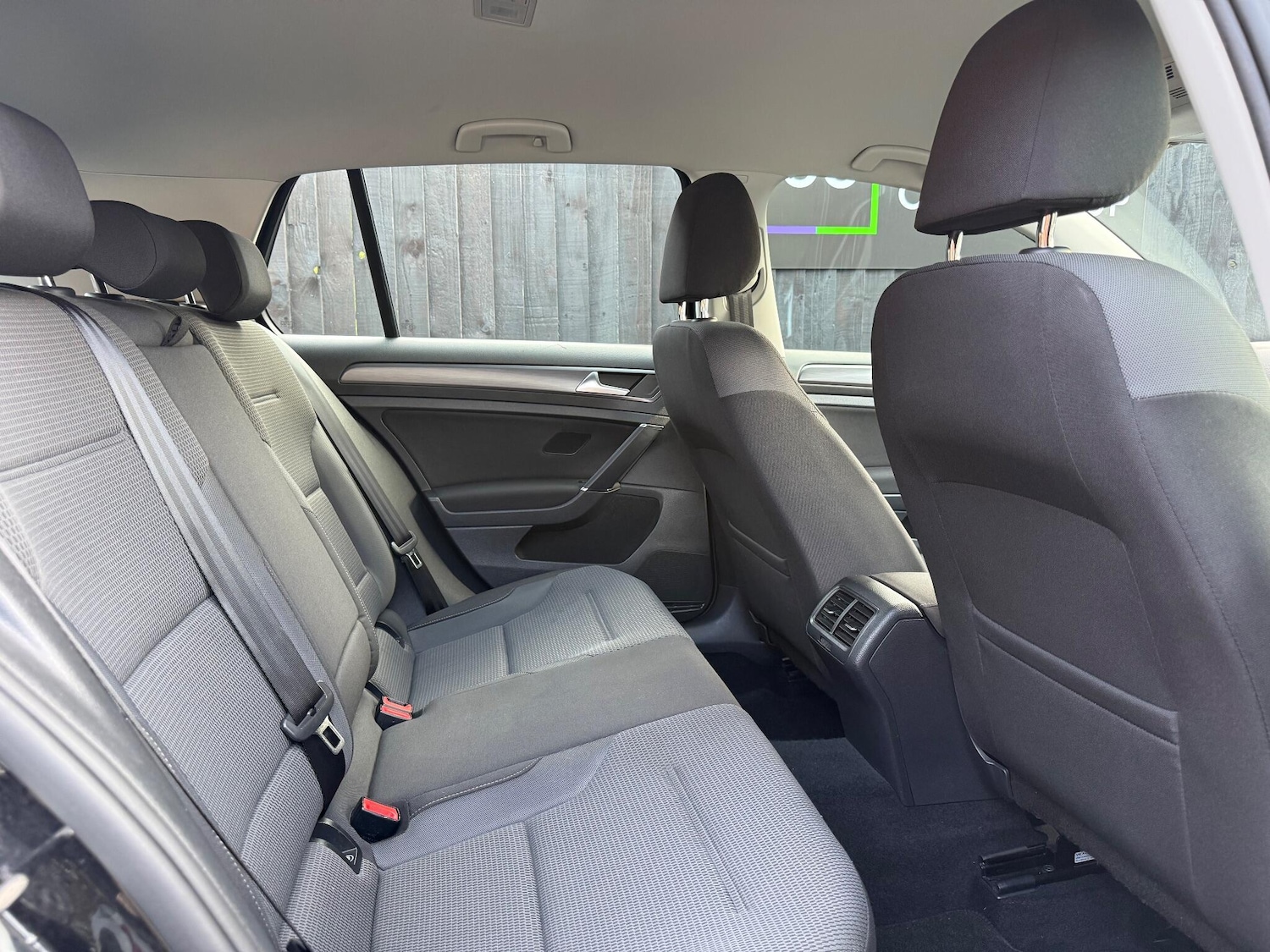 Used Volkswagen Golf 2017 for sale - 76348931: Photo 48