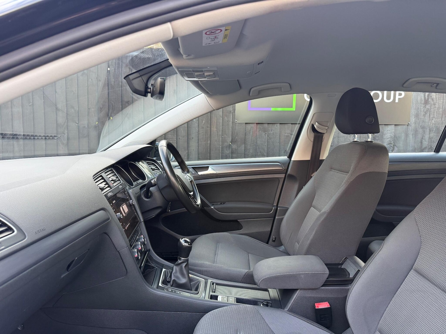 Used Volkswagen Golf 2017 for sale - 76348931: Photo 53