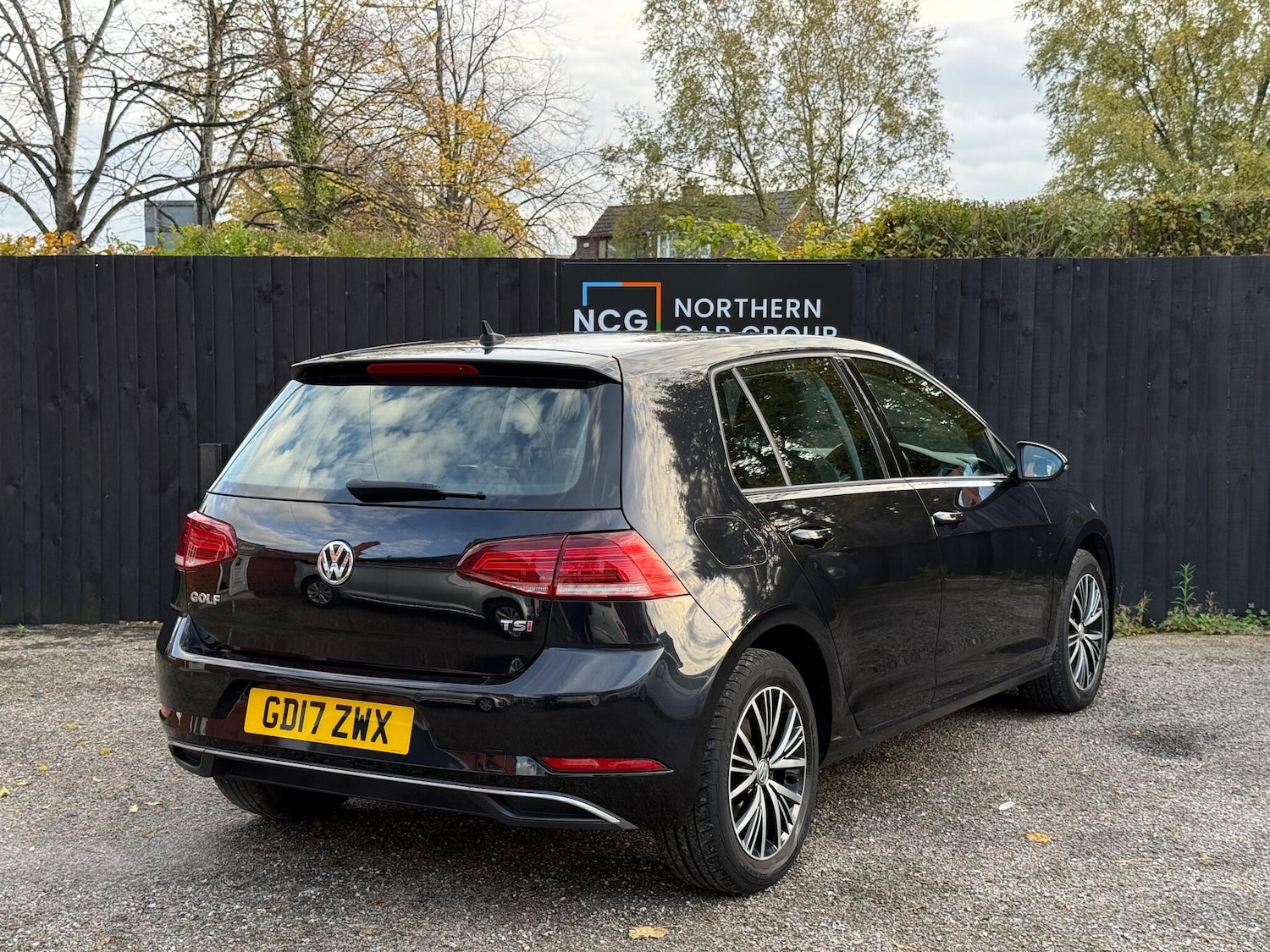Used Volkswagen Golf 2017 for sale - 76348931: Photo 8