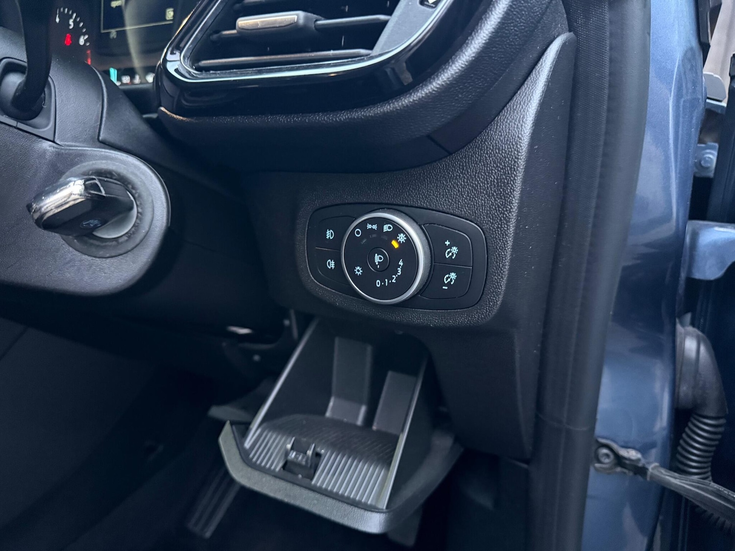 Used Ford Fiesta 2018 for sale - 76060103: Photo 25