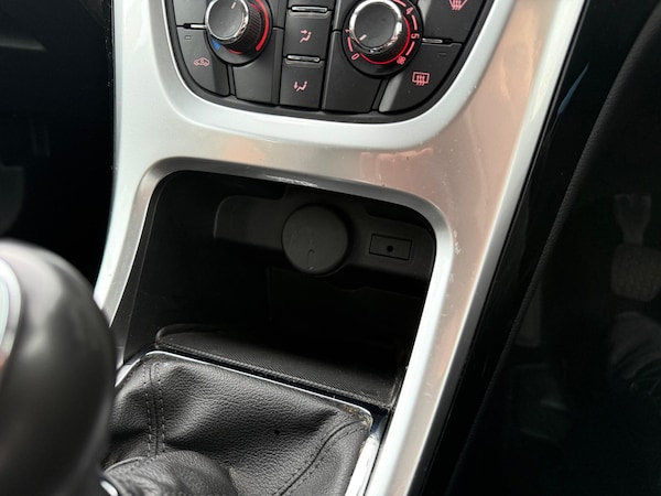 Used Vauxhall Astra 2014 for sale - 76137472: Photo 16