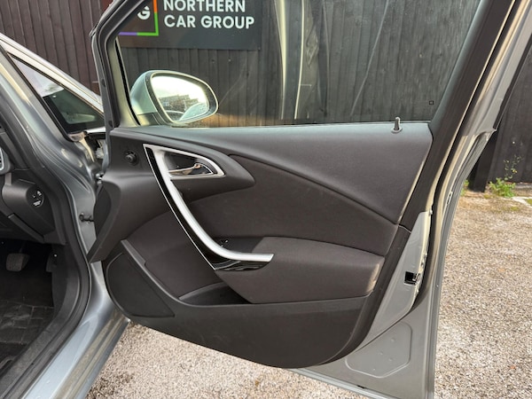 Used Vauxhall Astra 2014 for sale - 76137472: Photo 23