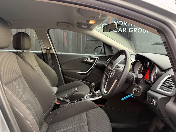 Used Vauxhall Astra 2014 for sale - 76137472: Photo 27
