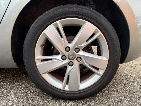 Used Vauxhall Astra 2014 for sale - 76137472: Photo 42