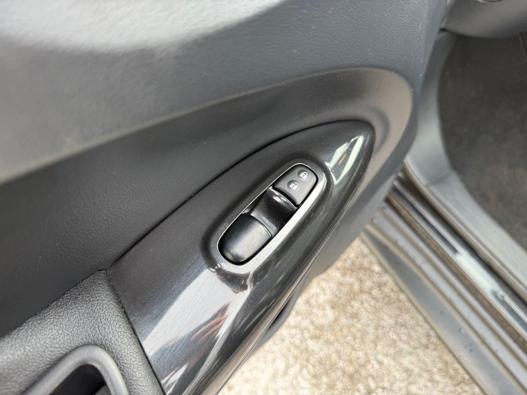 Used Nissan Juke 2015 for sale - 78178291: Photo 40