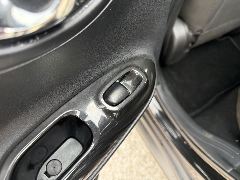 Used Nissan Juke 2015 for sale - 78178291: Photo 45