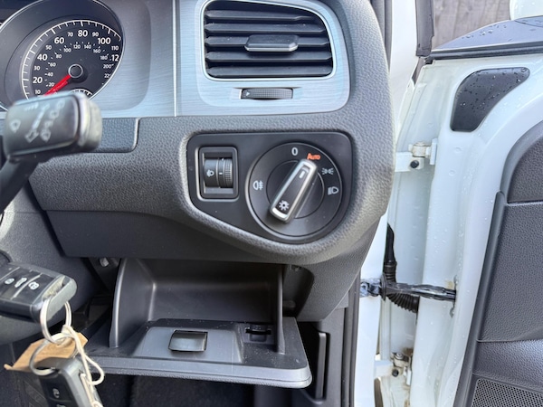 Used Volkswagen Golf 2014 for sale - 76238873: Photo 33