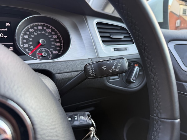 Used Volkswagen Golf 2014 for sale - 76238873: Photo 37