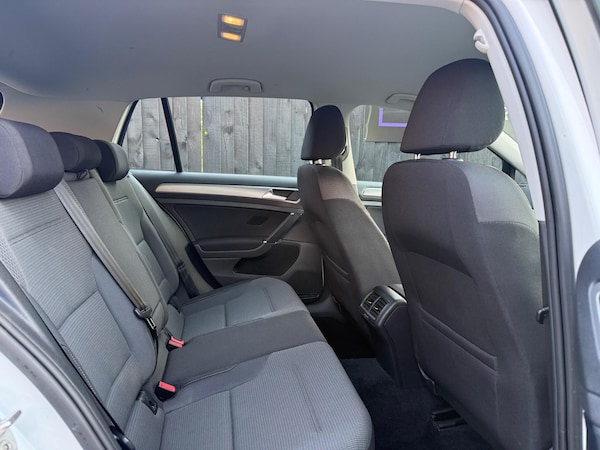 Used Volkswagen Golf 2014 for sale - 76238873: Photo 41