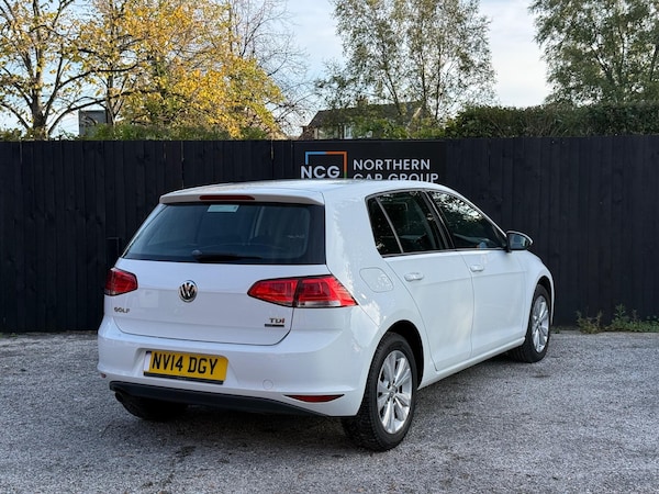 Used Volkswagen Golf 2014 for sale - 76238873: Photo 9