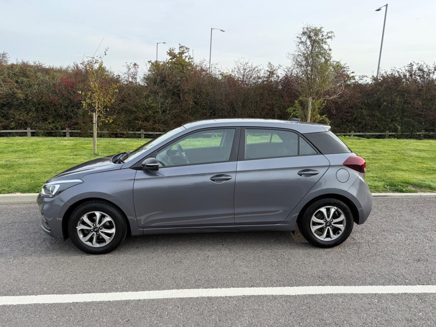 Used Hyundai i20 2019 for sale - 76142497: Photo 5