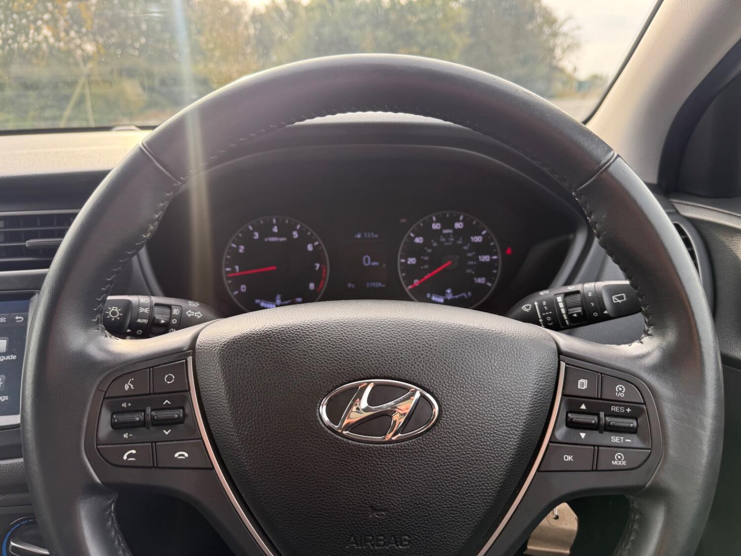 Used Hyundai i20 2019 for sale - 76142497: Photo 9