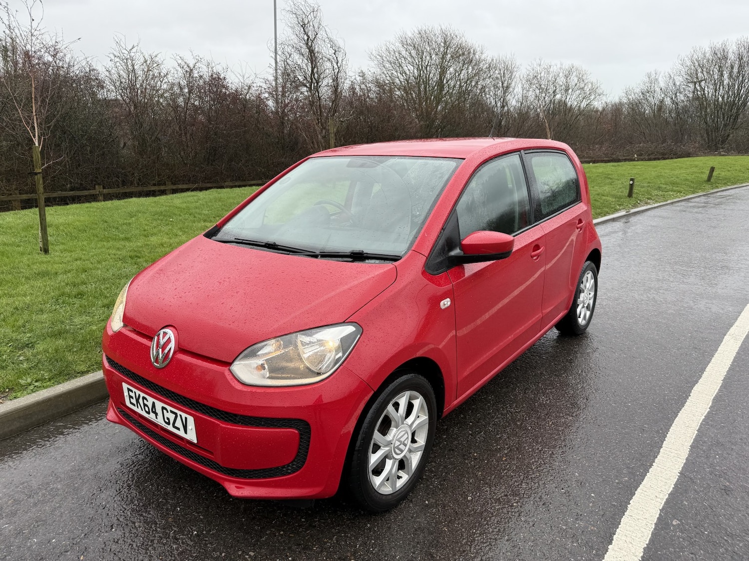 Used Volkswagen up! 2014 for sale - 77189208: Photo 2