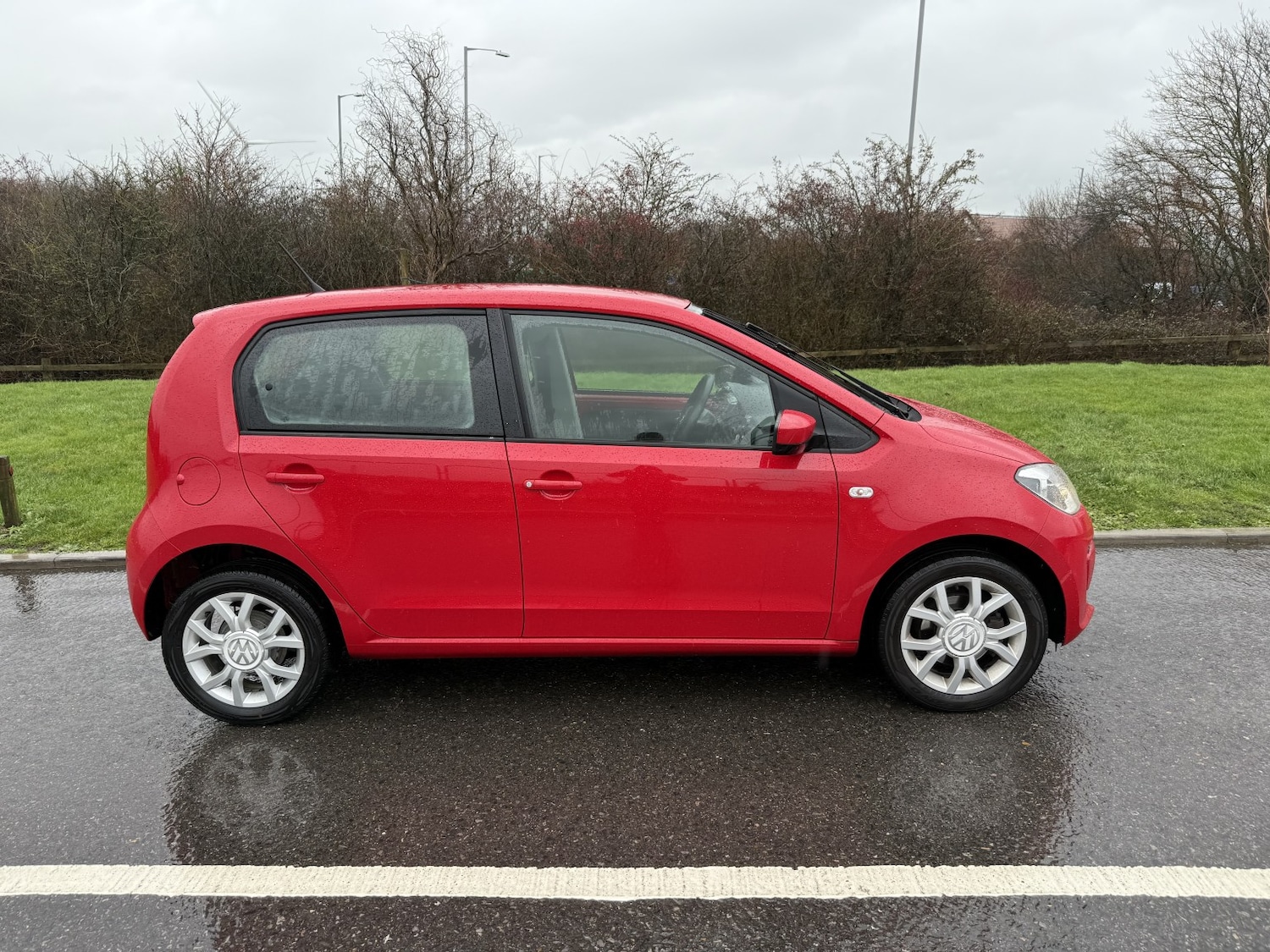 Used Volkswagen up! 2014 for sale - 77189208: Photo 8