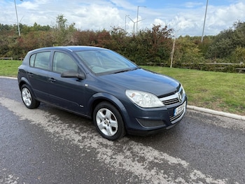 2008 - 1.4 i 16v Club 5-Door
