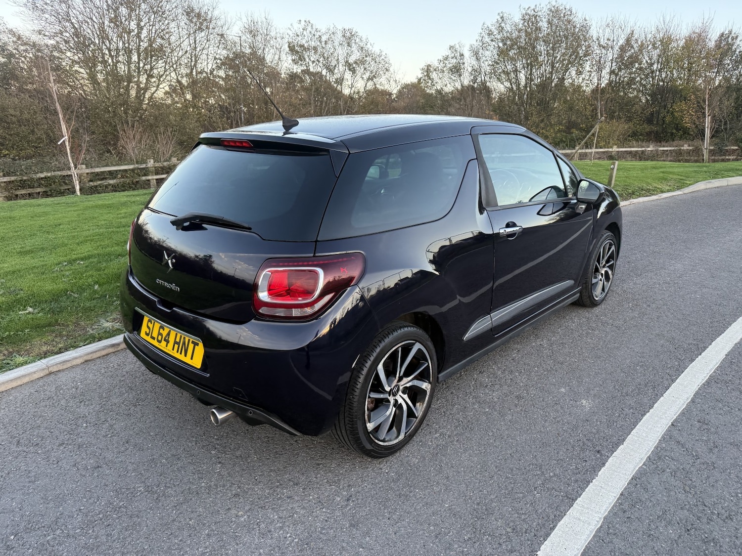 Used Citroen DS3 2014 for sale - 76553970: Photo 2