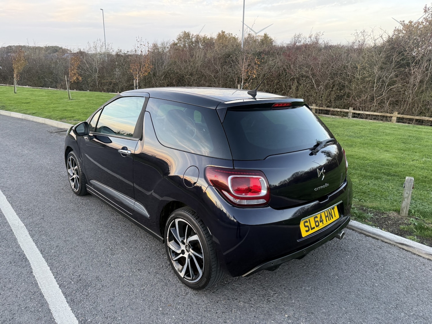 Used Citroen DS3 2014 for sale - 76553970: Photo 3
