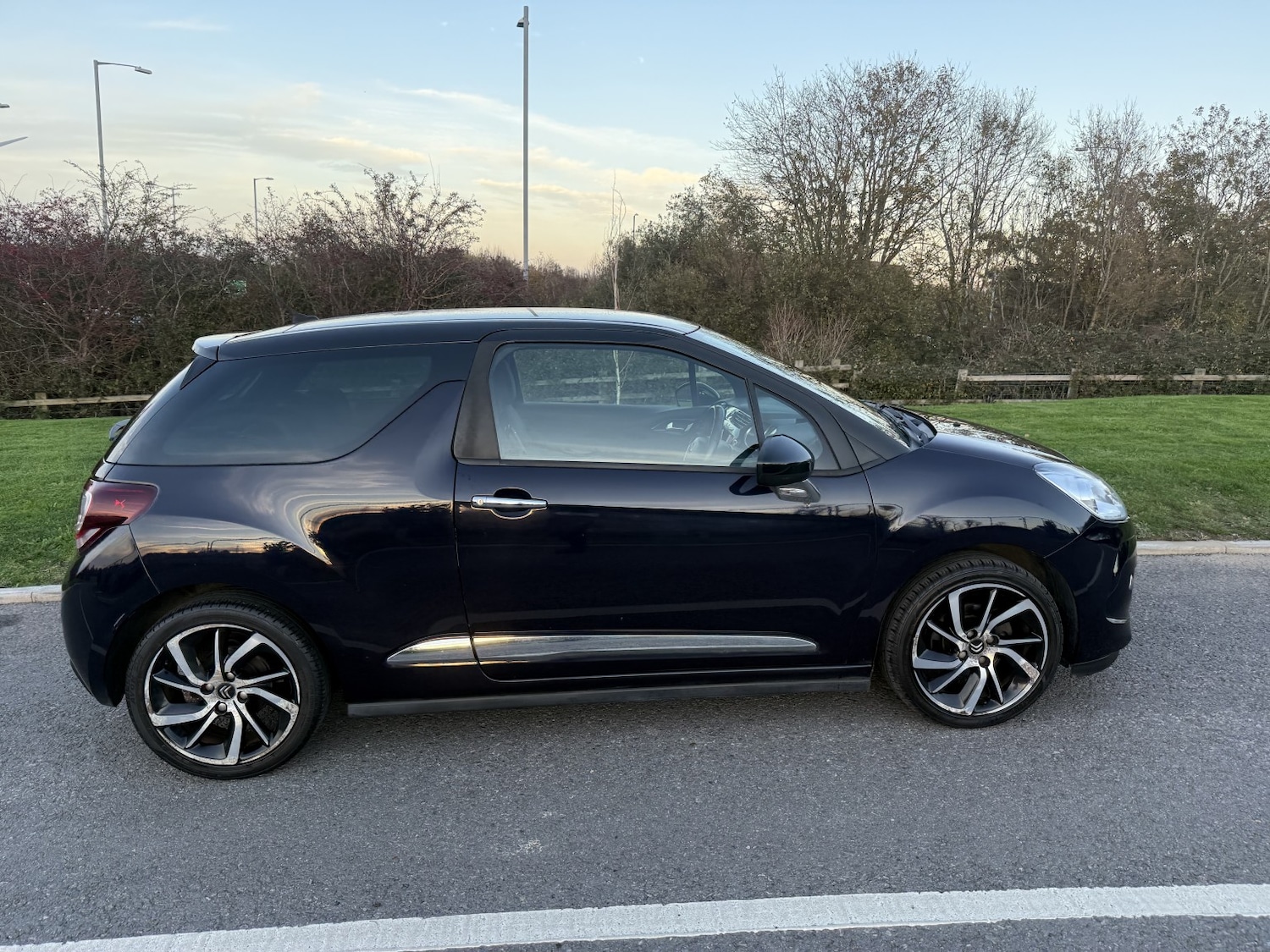 Used Citroen DS3 2014 for sale - 76553970: Photo 5