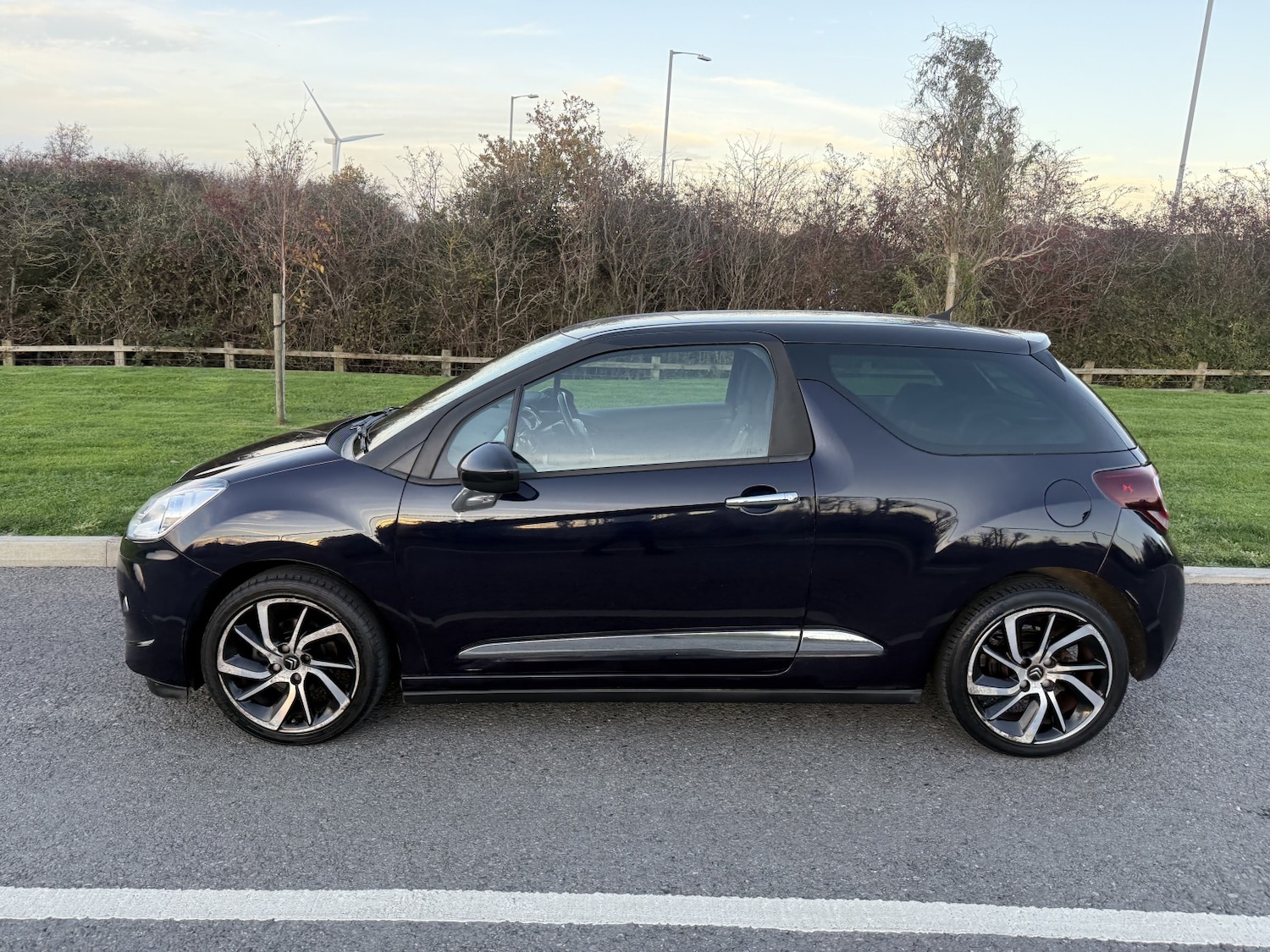 Used Citroen DS3 2014 for sale - 76553970: Photo 6