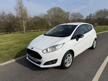 Used Ford Fiesta 2013 for sale - 77968757: Photo