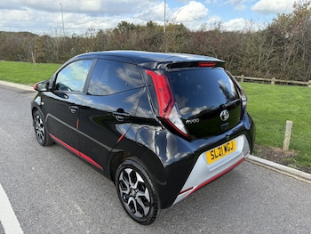 Used Toyota AYGO 2021 for sale - 76347139: Photo