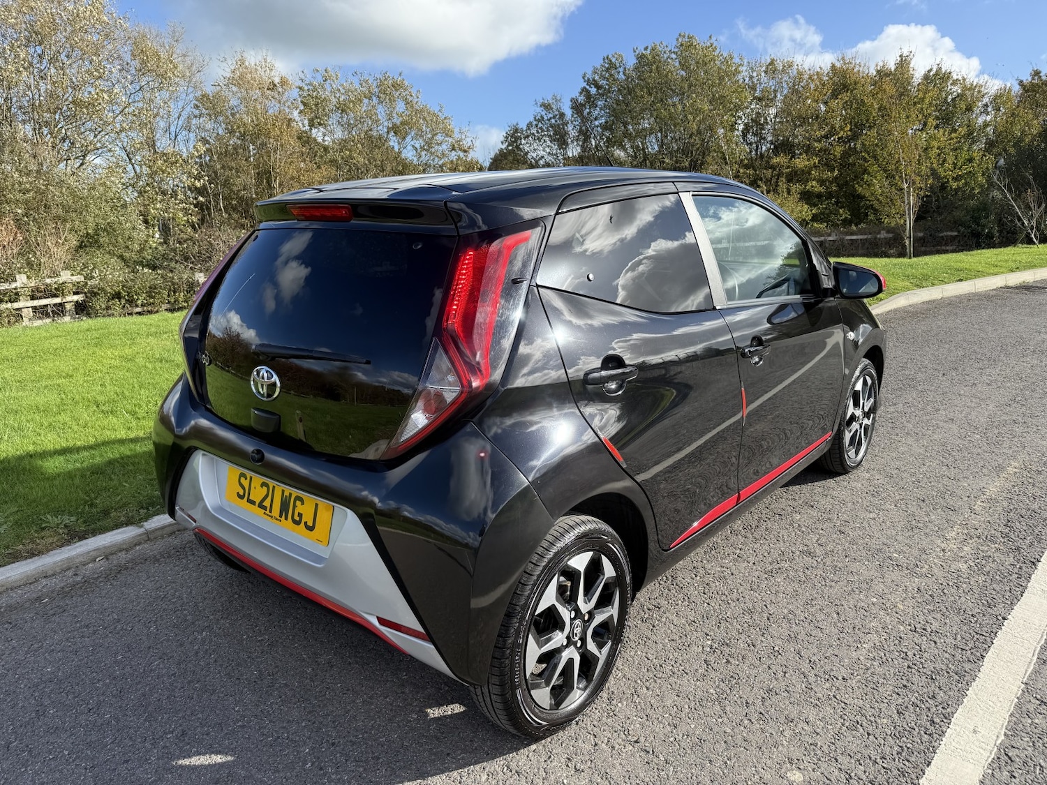 Used Toyota AYGO 2021 for sale - 76347139: Photo 9
