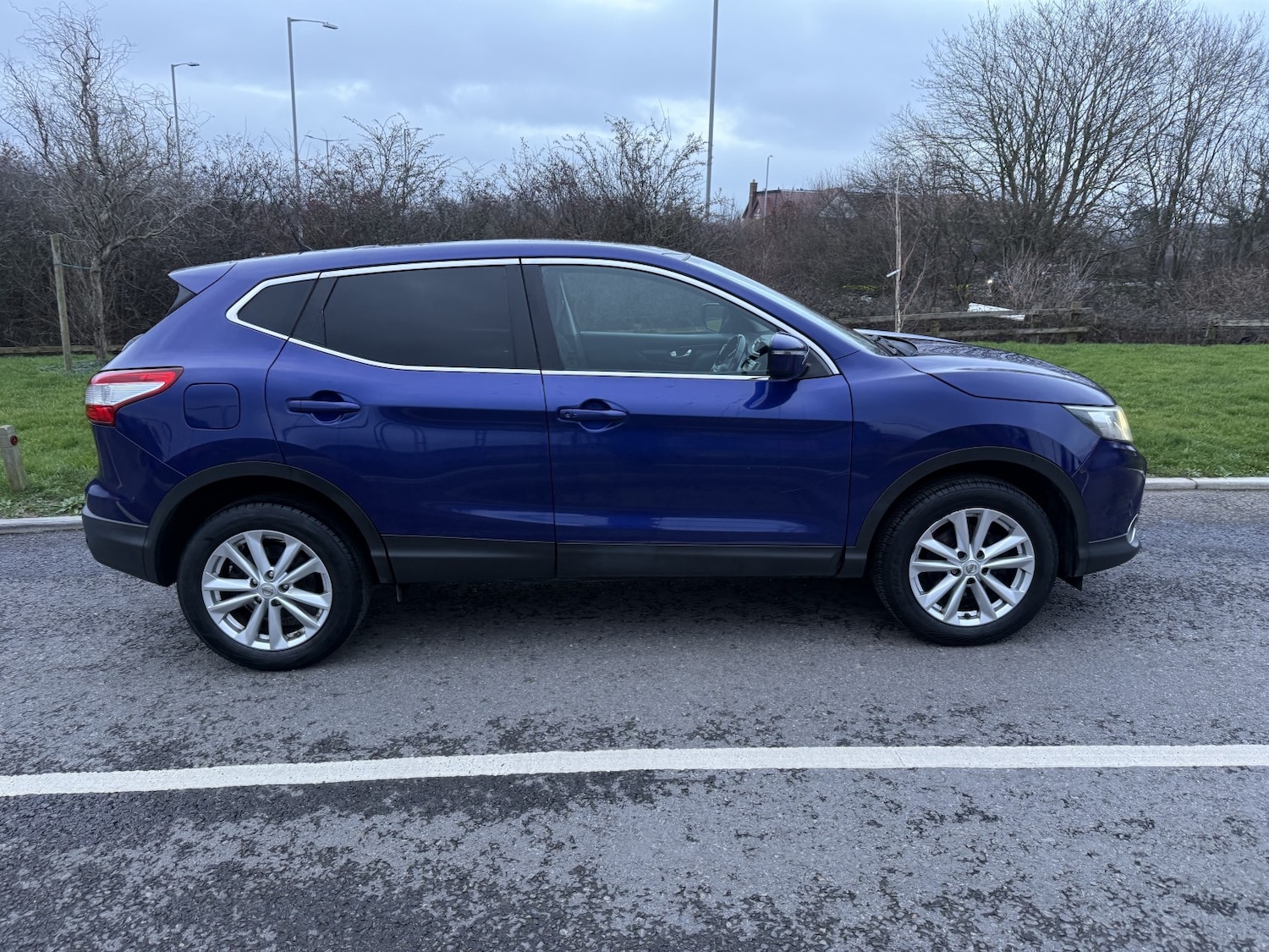 Used Nissan Qashqai 2015 for sale - 77501509: Photo 2