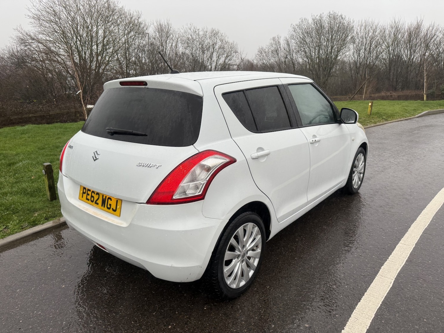 Used Suzuki Swift 2012 for sale - 77508445: Photo 3