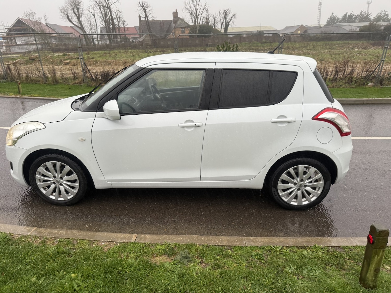Used Suzuki Swift 2012 for sale - 77508445: Photo 6