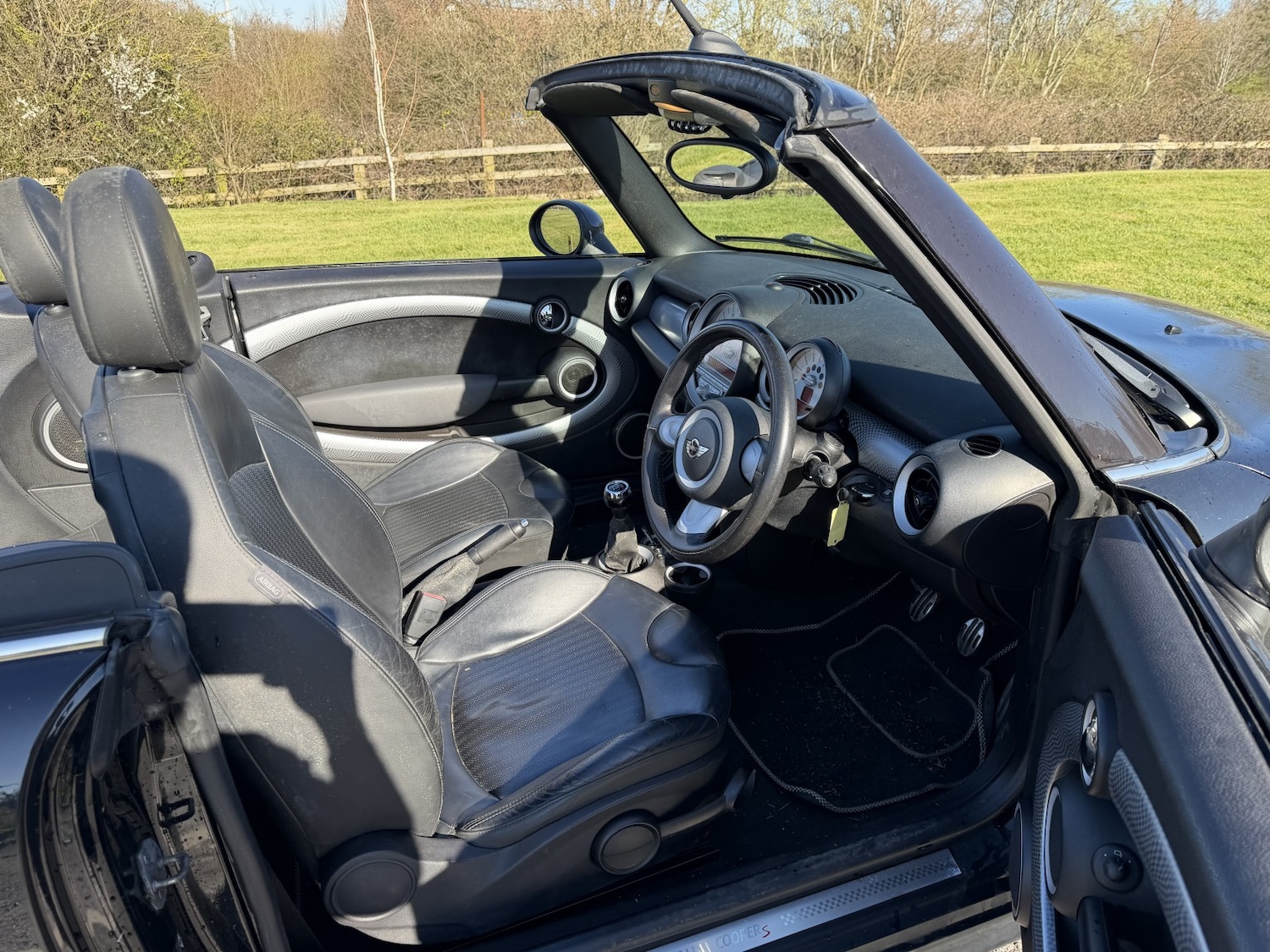 Used MINI Convertible 2009 for sale - 77938067: Photo 10