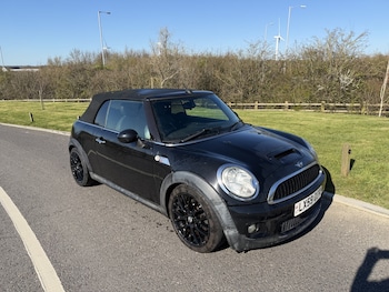 MINI Convertible feature image
