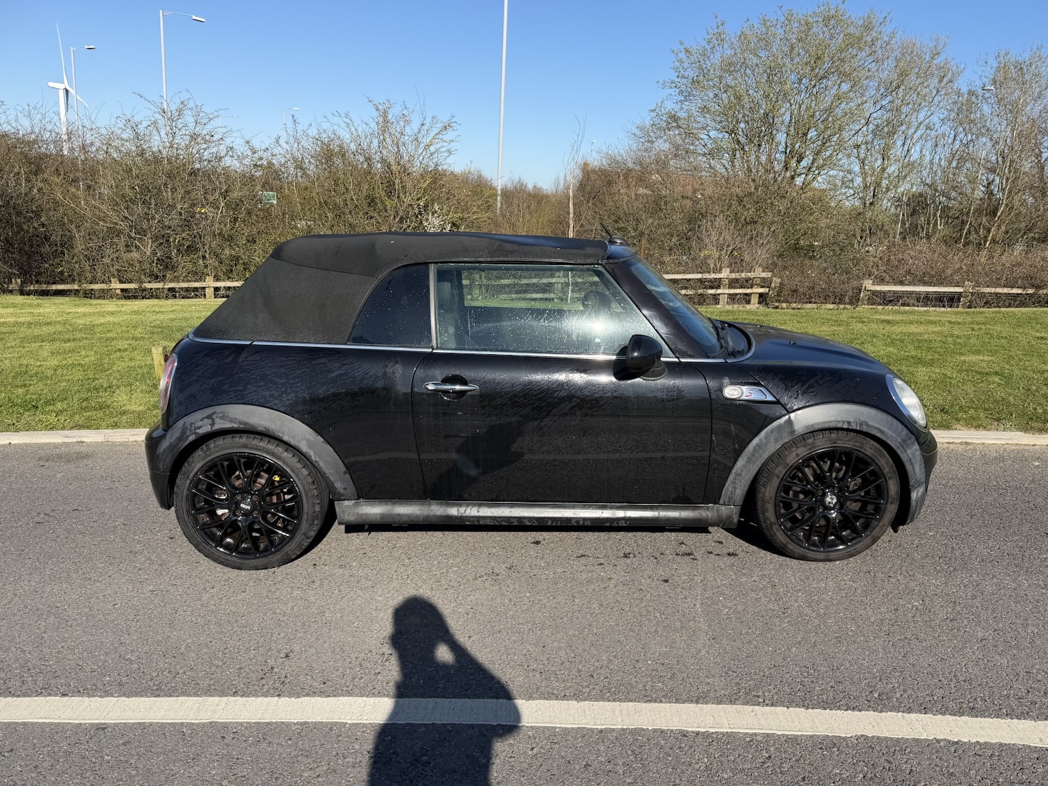 Used MINI Convertible 2009 for sale - 77938067: Photo 2