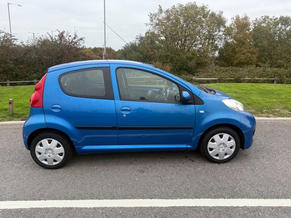 Used Peugeot 107 2011 for sale - 76205616: Photo 6