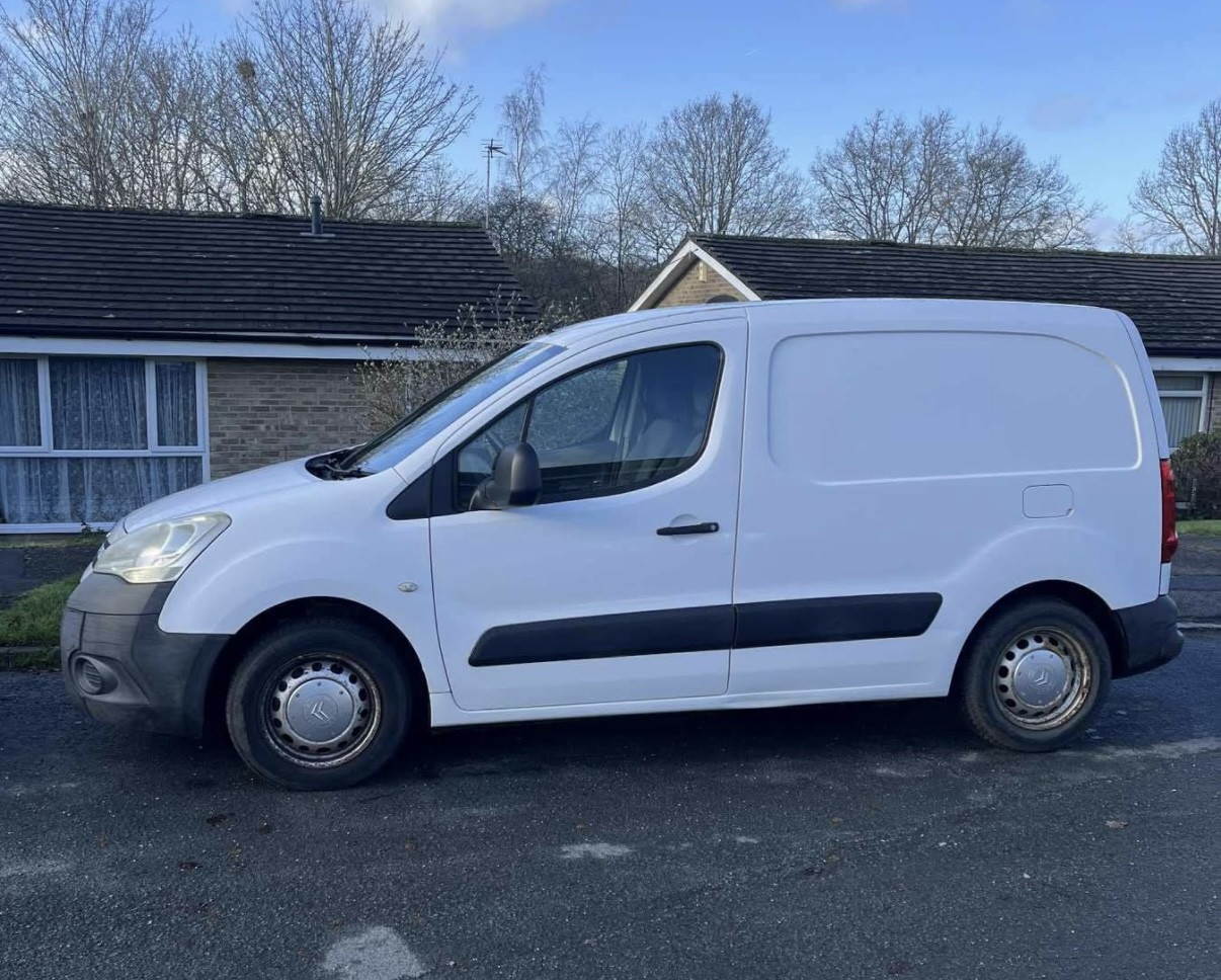 Used Citroen Berlingo 2009 for sale - 77014832: Photo 2