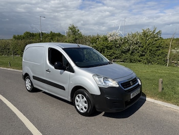 Used Peugeot Partner 2017 for sale - 78476857: Photo