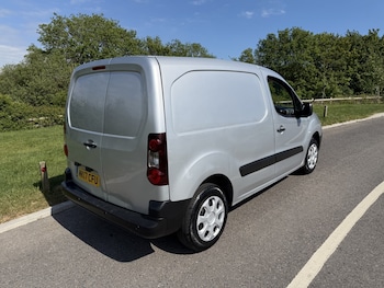 Used Peugeot Partner 2017 for sale - 78476857: Photo