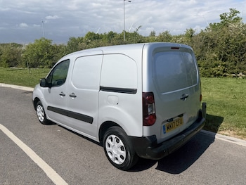 Used Peugeot Partner 2017 for sale - 78476857: Photo
