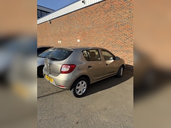 Used Dacia Sandero 2014 for sale - 78143747: Photo