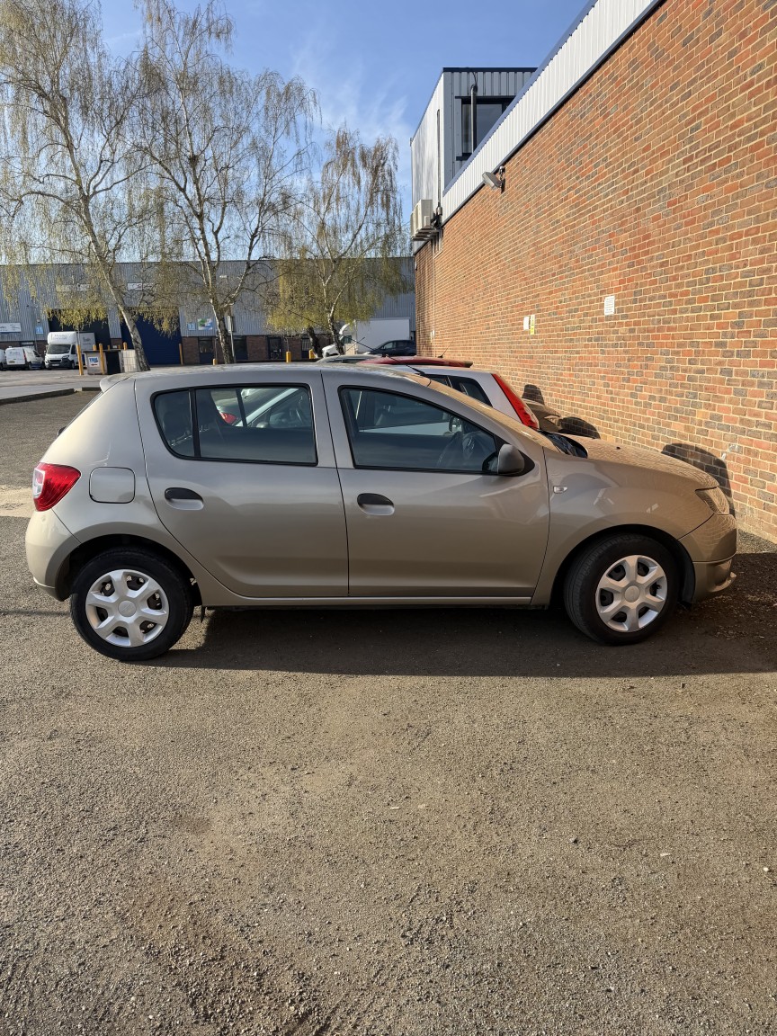 Used Dacia Sandero 2014 for sale - 78143747: Photo 4