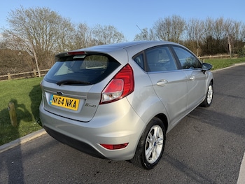 Used Ford Fiesta 2014 for sale - 77836804: Photo
