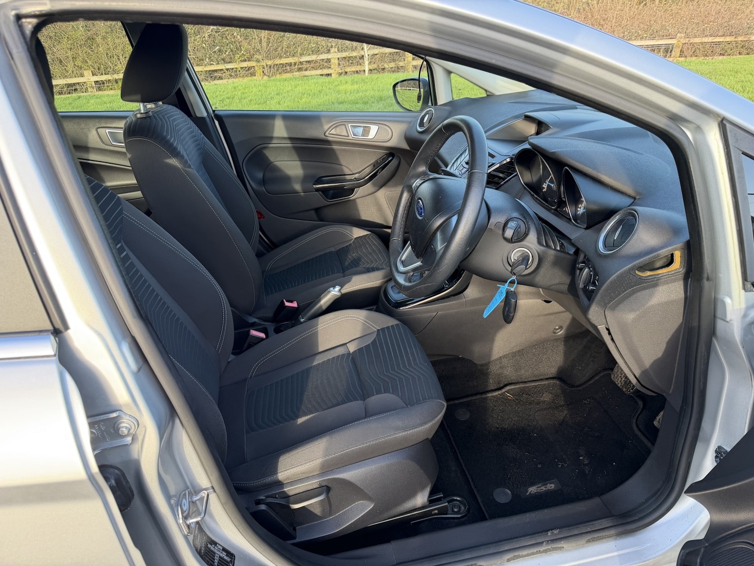 Used Ford Fiesta 2014 for sale - 77836804: Photo 9