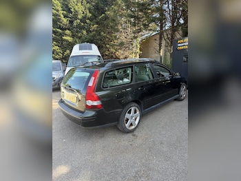 Used Volvo V50 2005 for sale - 79271623: Photo