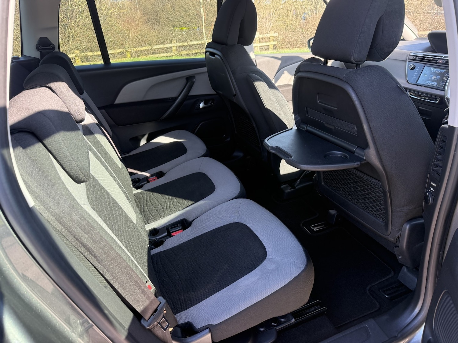 Used Citroen Grand C4 Picasso 2015 for sale - 77656237: Photo 10