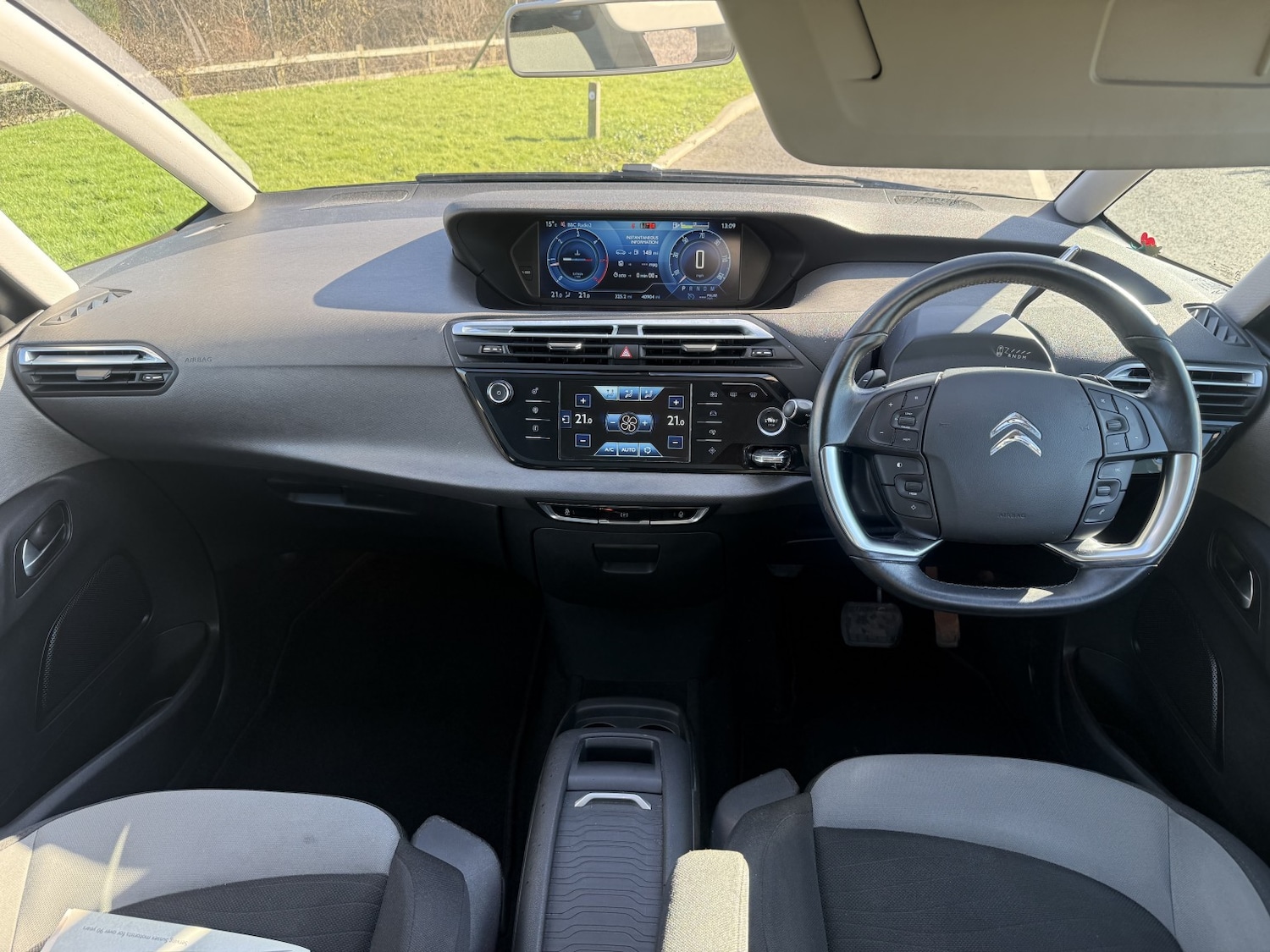 Used Citroen Grand C4 Picasso 2015 for sale - 77656237: Photo 11