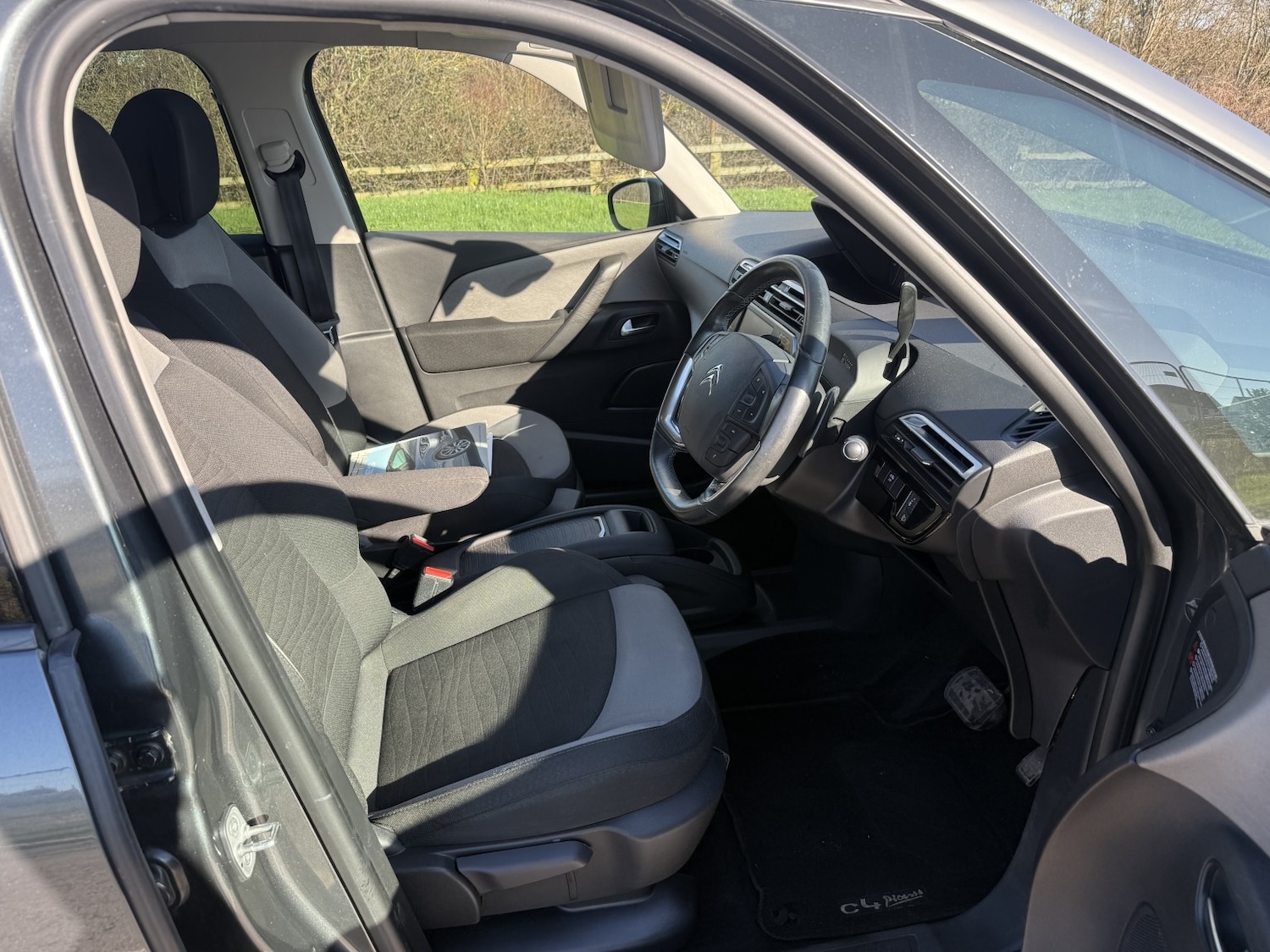 Used Citroen Grand C4 Picasso 2015 for sale - 77656237: Photo 9