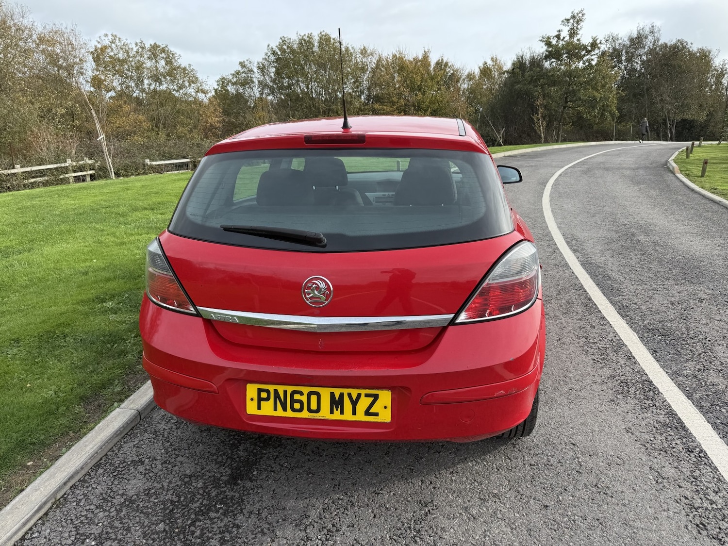 Used Vauxhall Astra 2010 for sale - 76471277: Photo 6