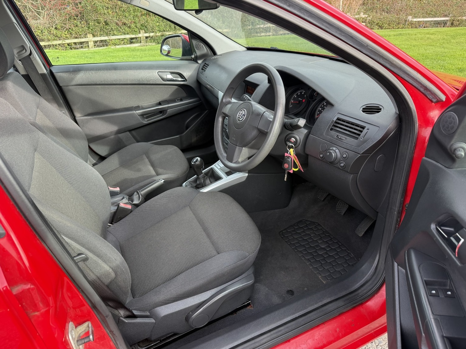 Used Vauxhall Astra 2010 for sale - 76471277: Photo 9