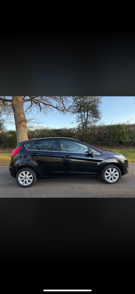 Used Ford Fiesta 2011 for sale - 77080776: Photo 2