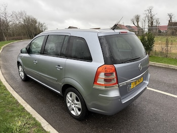 Used Vauxhall Zafira 2011 for sale - 77635331: Photo